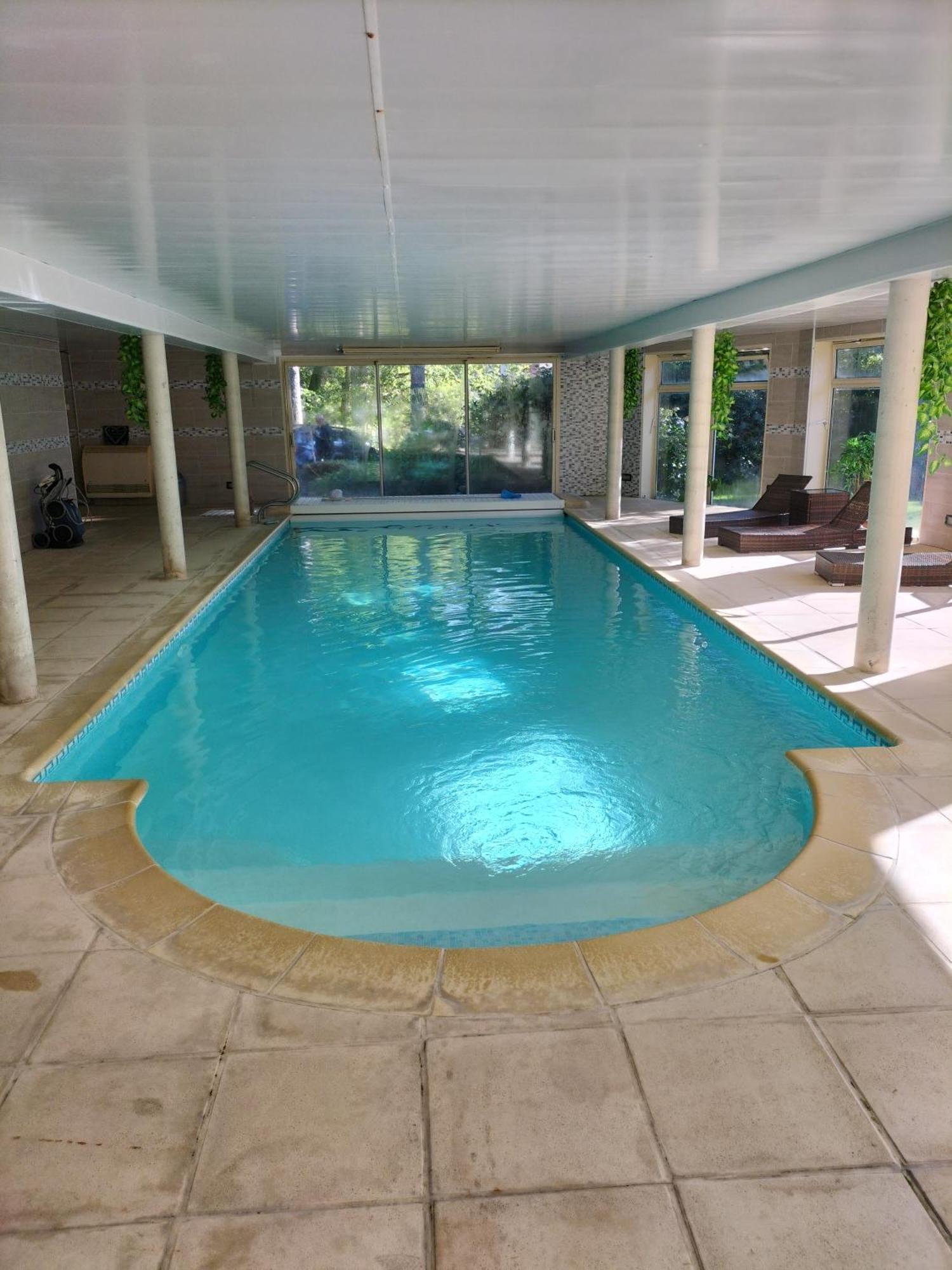 Au Charme Du Lac Espace Bien Etre Et Piscine Chauffe Proche Parc Et Restaurant Du Casino Форж-лез-О Экстерьер фото