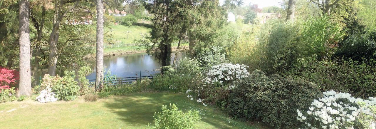 Au Charme Du Lac Espace Bien Etre Et Piscine Chauffe Proche Parc Et Restaurant Du Casino Форж-лез-О Экстерьер фото